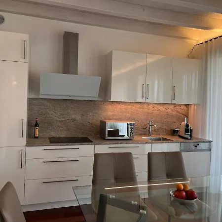 Dolce Mit Maximalem Komfort Sirmione